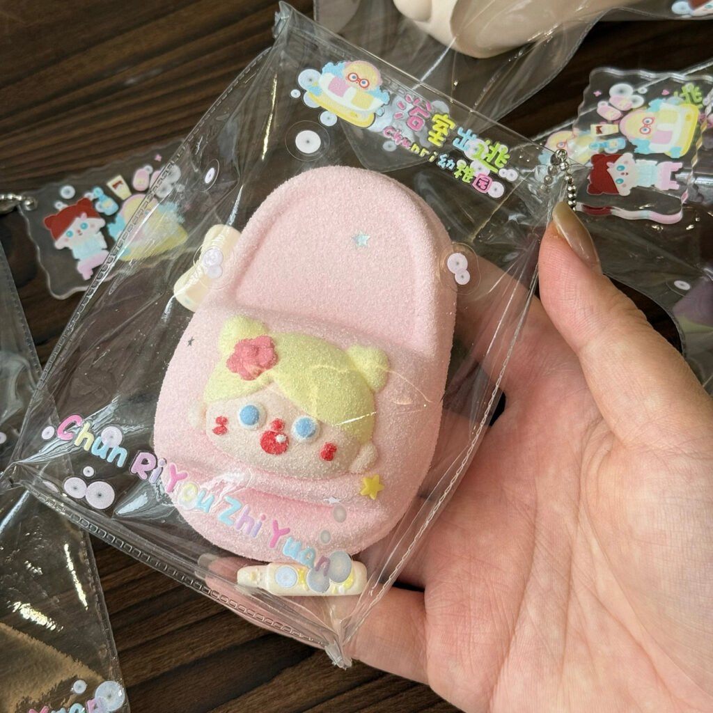 401011 Spring Kindergarten Slippers (Sand-Coated Light Cream Texture Series) / 春日幼稚园 拖鞋（裹沙轻奶油触感系列）