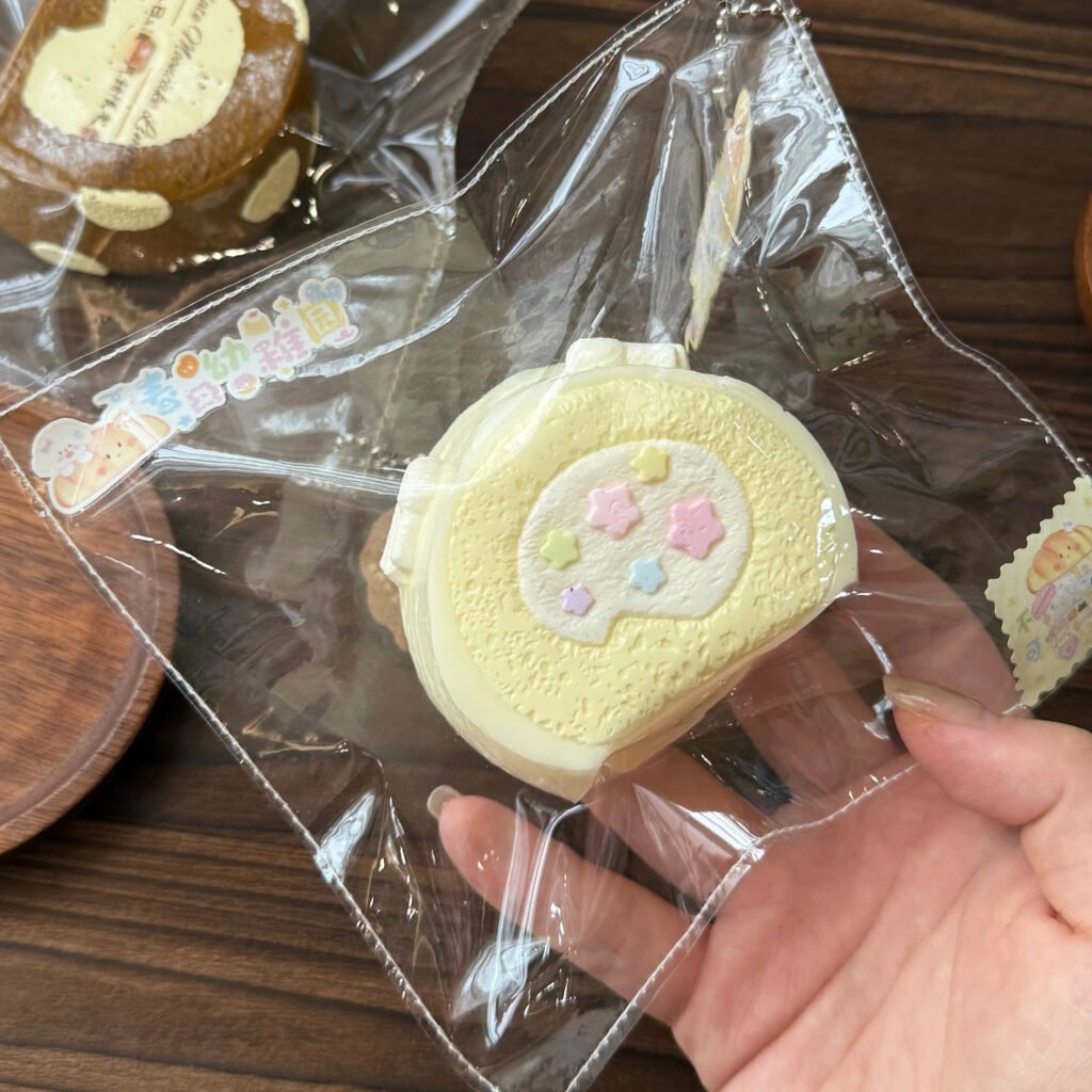 401026 Spring Kindergarten Iceberg Swiss Roll (Light Cream Texture Series) / 春日幼稚园 冰山瑞士卷(轻奶油触感系列)