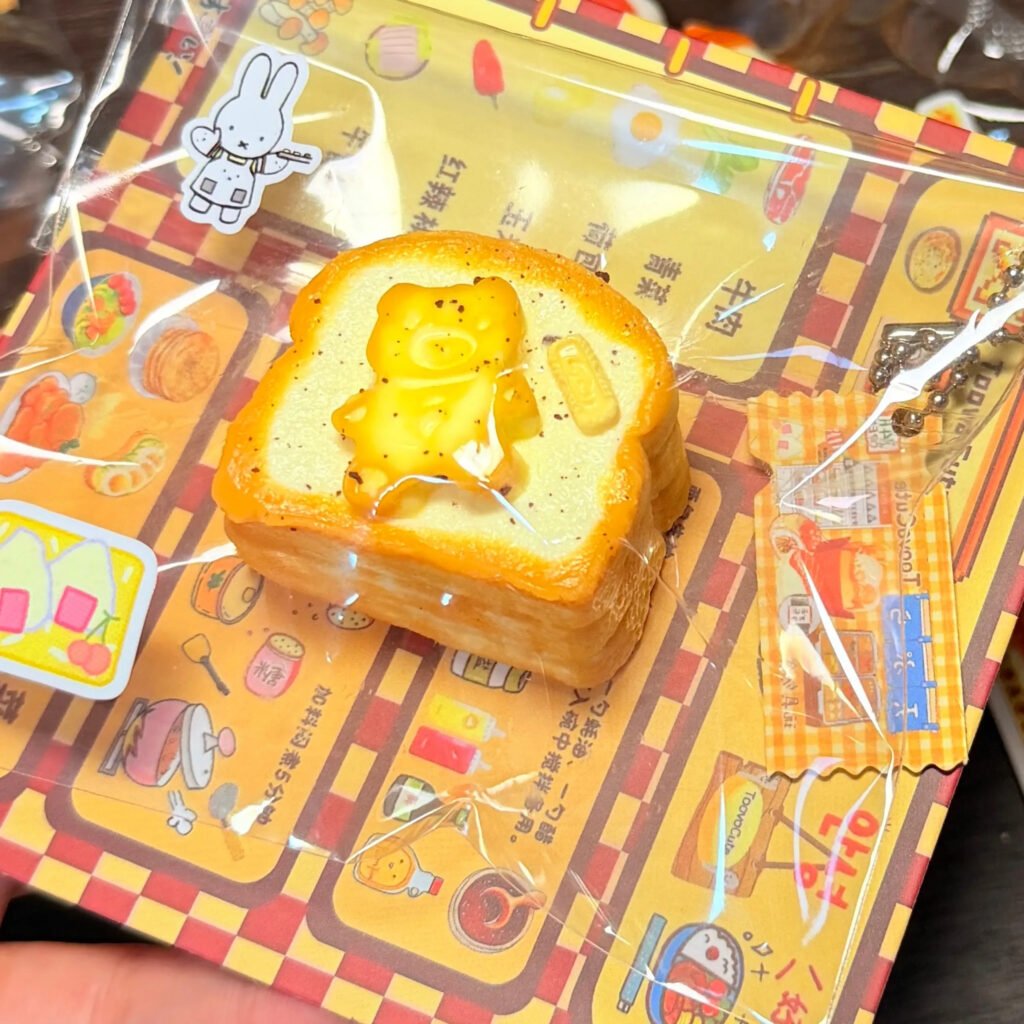 141058 Toovo Cute Mini Bear Toast (Imitation Skin Texture Series) / Toovo cute 捏捏 ミニくまトースト (人工肌触感シリーズ)