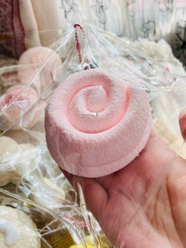 390013 Unicorn Lianjiang Sakura Fluffy Roll (Glutinous Cream Texture Series) / 独角兽恋酱史莱姆捏捏 樱花毛毛卷（糯奶油触感系列）