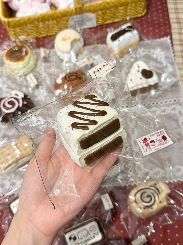 386005 UsagikaNie Dark Chocolate Mochi (Rich Cream Texture Series) / UsagikaNie 黑巧糯米糍（醇奶油触感系列）