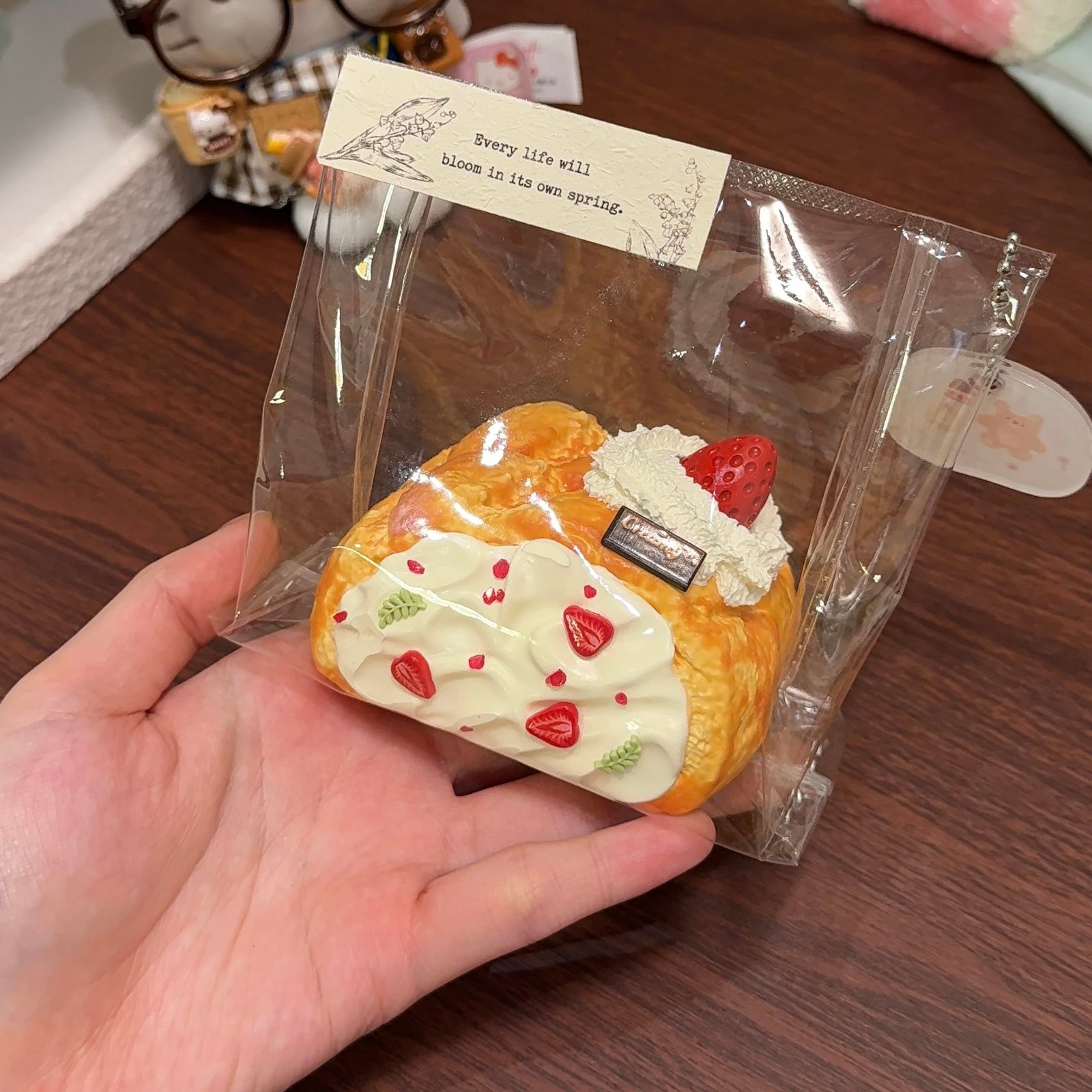 4343 Vivianshop Strawberry Frosted Toast (Glutinous Rice Clay Texture Series) / Vivianshop いちごクリームコーティングトースト (もち米クレイ触感シリーズ)