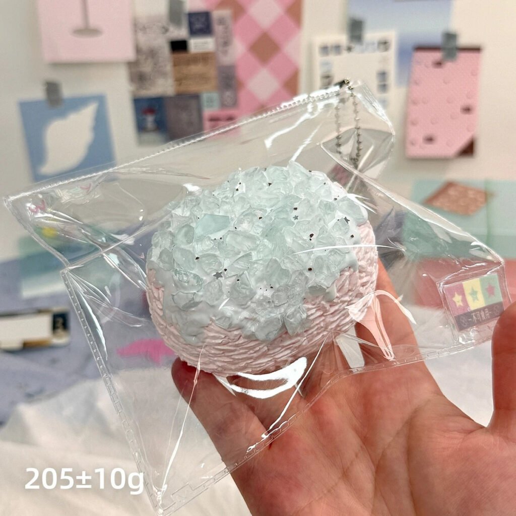 342009 Wakey Pink and Blue Crushed Ice Rice Ball (Dry Glutinous Clay Texture Series) / 醒醒 ピンクとブルーのクラッシュアイスおにぎり (ドライもちクレイ触感シリーズ)