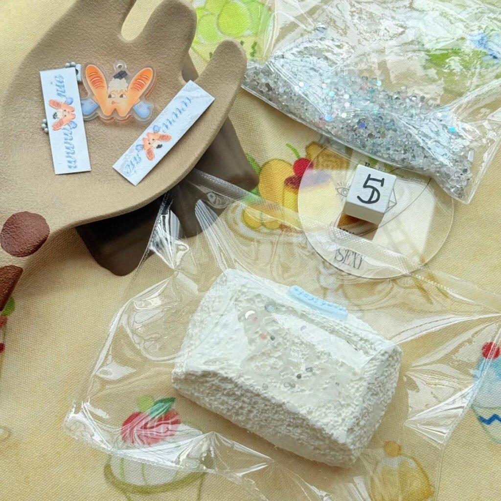 383001 W Nienie Coconut Jelly Toast (Thick Yogurt Texture Series) / 达不溜捏 椰冻吐司(厚酸奶触感系列)