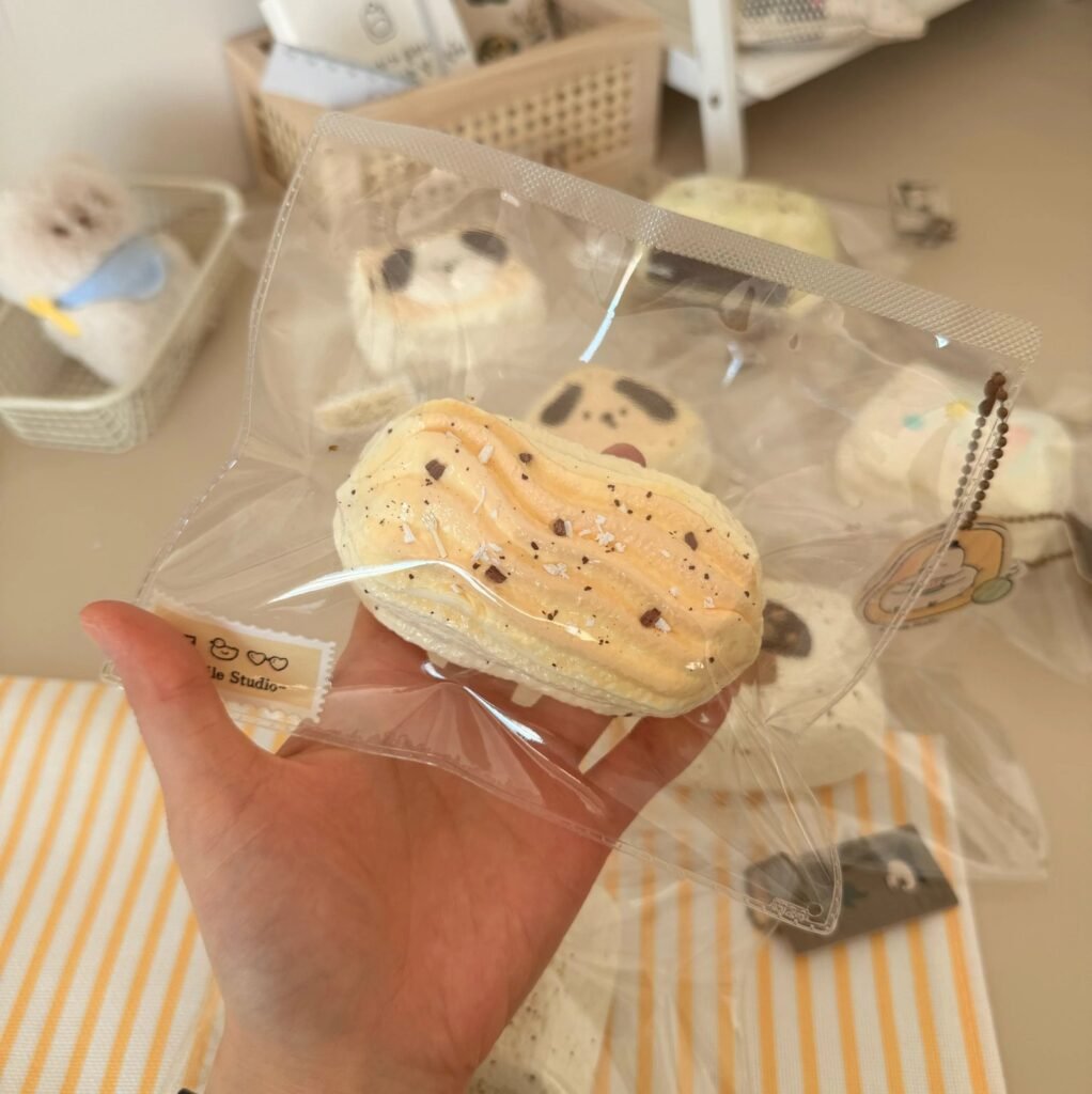 109013 wofeile studio Double-Layer Cream Puff (Soft Clay Texture Series) / wofeile studio 双层泡芙（软泥触感系列）