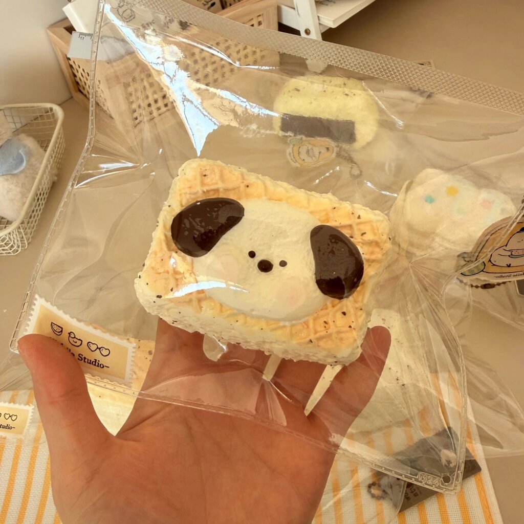 109015 wofeile studio Puppy Waffle Bread (Fluffy Cream Texture Series) / wofeile studio 小狗华夫面包（蓬松奶油触感系列）