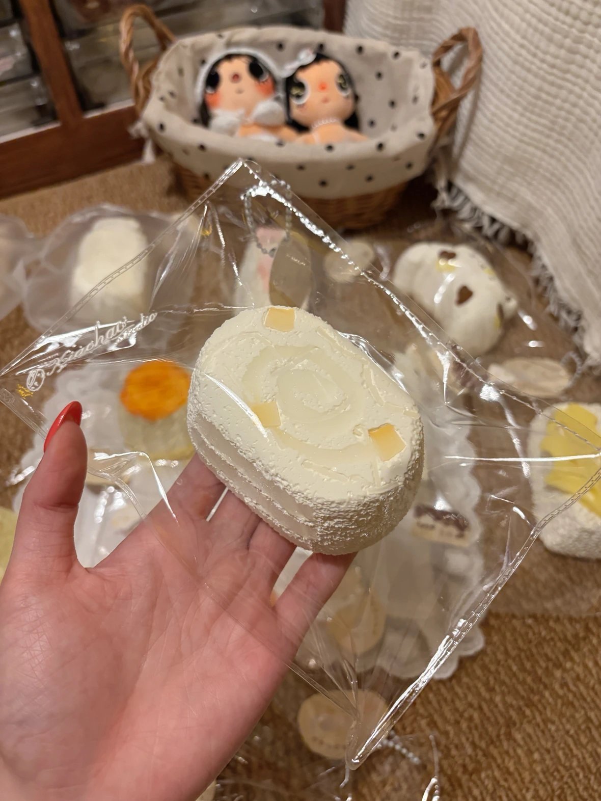 244013 Xiao Hao Hao Hao Coconut Jelly-Filled Rice Cracker (Thick Yogurt Clay Texture Series) / 小好好好 椰子冻夹心仙贝(厚酸奶触感系列)