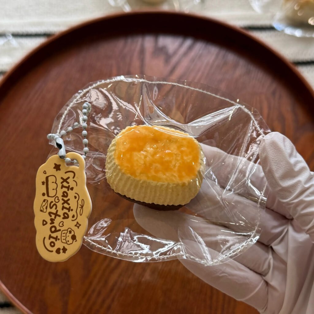 339010 Xiaxia Vending Machine Baked Cheesecake (New Dry Cheese Clay Texture Series) / 夏夏de贩卖机 ベイクドチーズケーキ (新ドライチーズクレイ触感シリーズ)