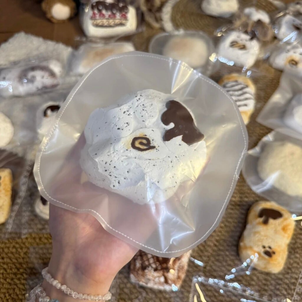 362000 Xiao Ling Shui Xiang Xiang Frosted Cat Paw (Super Soft Cream Clay Texture Series) / 小灵睡香香 磨砂猫爪（超软奶油泥触感系列）