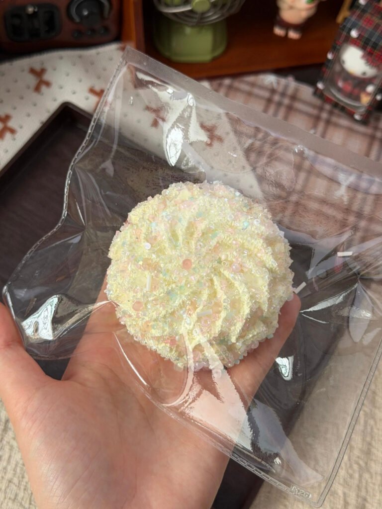 52049 Xiao Lin Jiang Crumble-Coated Cream Tart (Soft Milk Cream Texture Series) / 小琳酱捏捏 裹碎奶油塔（软乳膏触感系列）