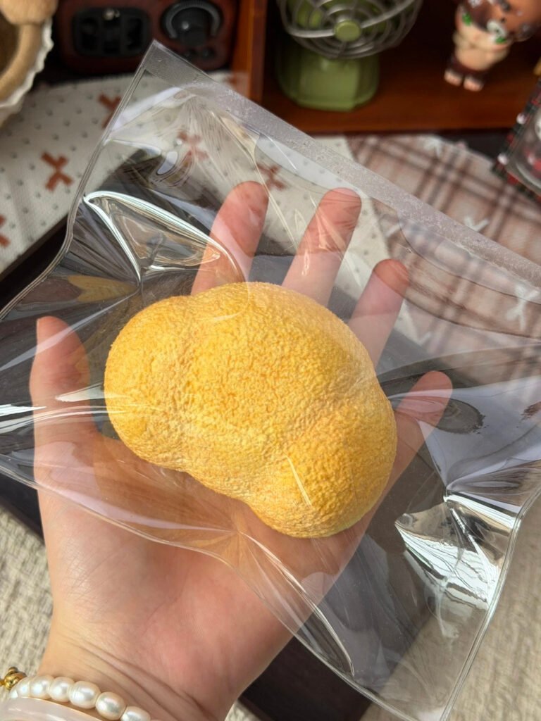 52056 Xiao Lin Jiang Flocked Cloud Bread (Coco Pure Clay Texture Series) / 小琳酱捏捏 植绒云朵面包（coco纯泥触感系列）