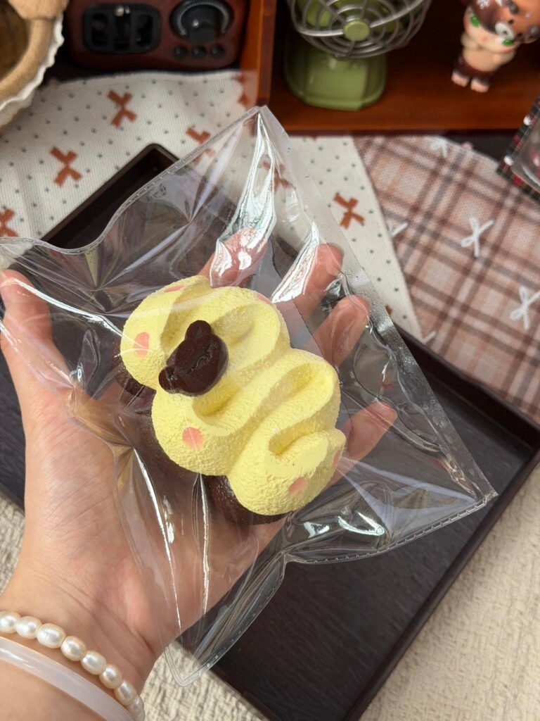 52059 Xiao Lin Jiang Double-Layer Custard Mousse (Coco Pure Clay Texture Series) / 小琳酱捏捏 奶黄慕斯双层(coco纯泥触感系列)