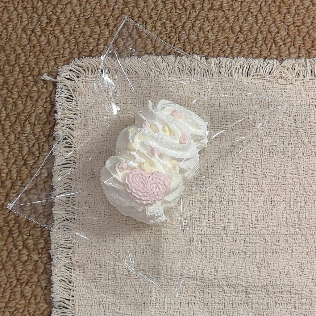 213027 Xiao Mi Zhou Studio Polka Dot Cookie (Glutinous Cheese Clay Texture Series) / 小米粥studio 波点曲奇饼干（糯奶酪触感系列）