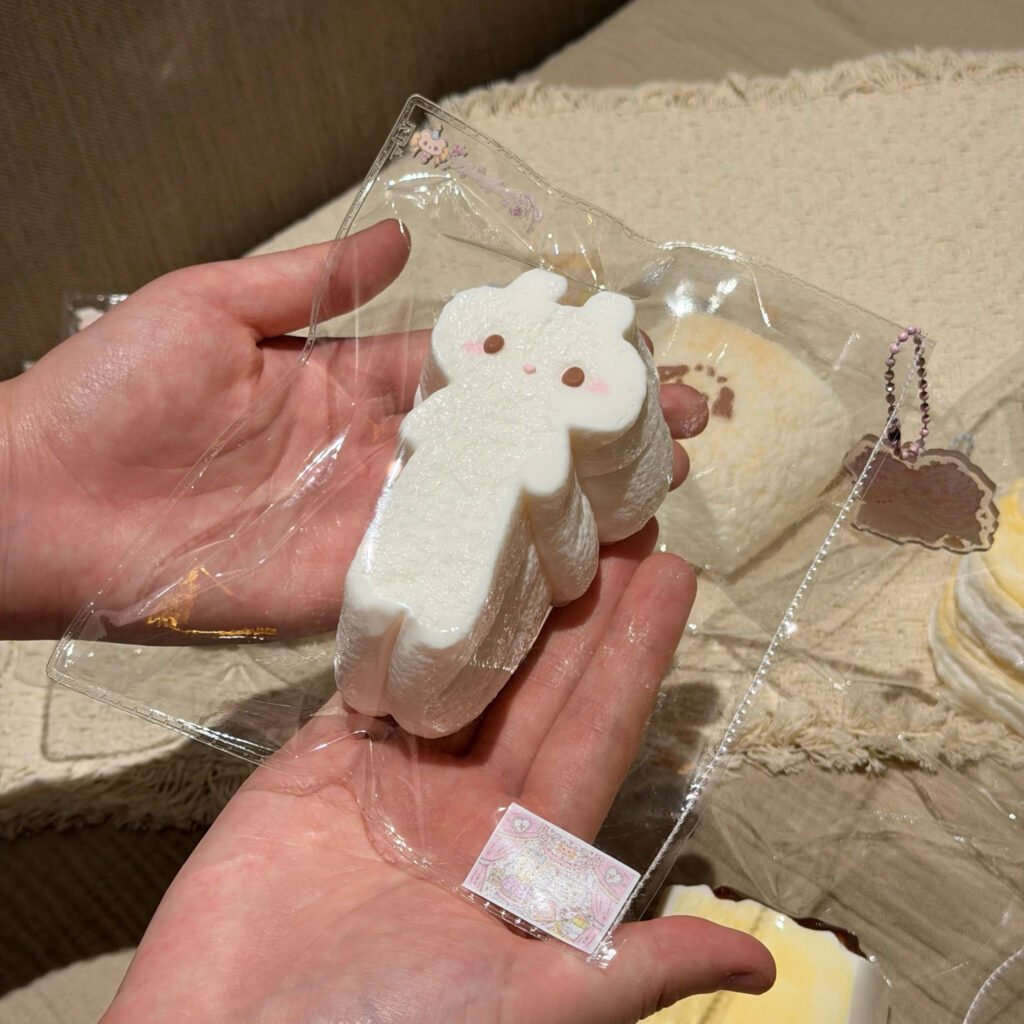 178083 Xiao Shui Yi Bunny Bar (Cream Soft Clay Texture Series) / 小睡伊 小兔条（奶油软泥触感系列）
