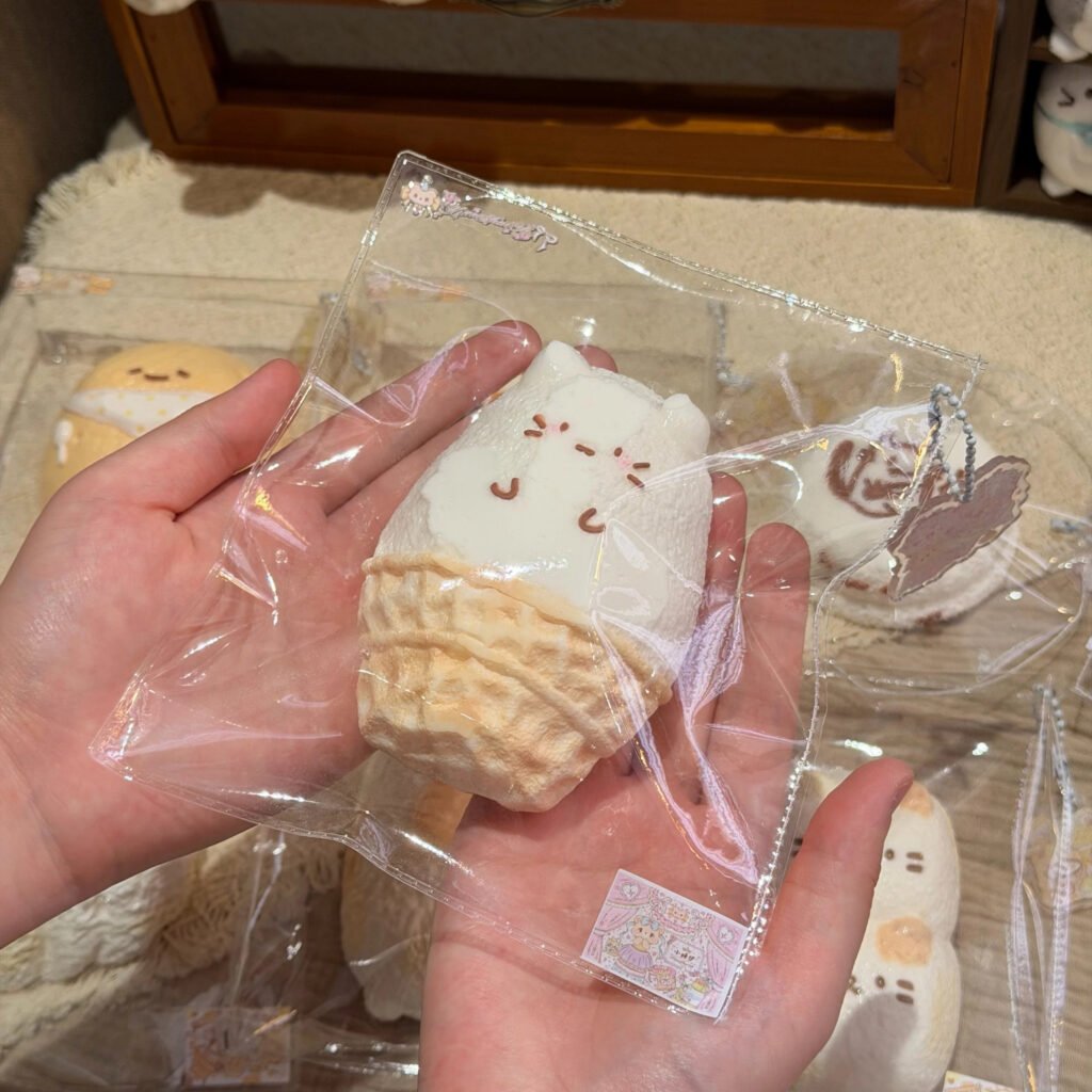 178094 Xiao Shui Yi Cone Kitty (Ultra Soft Clay Texture Series) / 小睡伊 甜筒小咪（变态软烂泥触感系列）