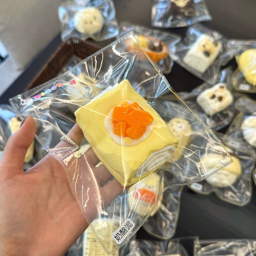 64049 Xiao Xun BB Mango Towel Roll (Cheese Clay Texture Series) / 小桪bb 芒果毛巾卷（奶酪泥触感系列）