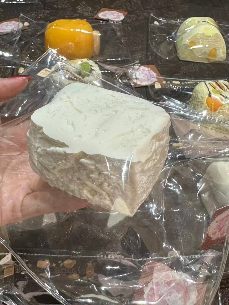 346002 Yayun Squishy Island Butter Square Bread (Pure Clay Texture Series) / 雅云萌捏岛 黄油方包（纯泥触感系列）