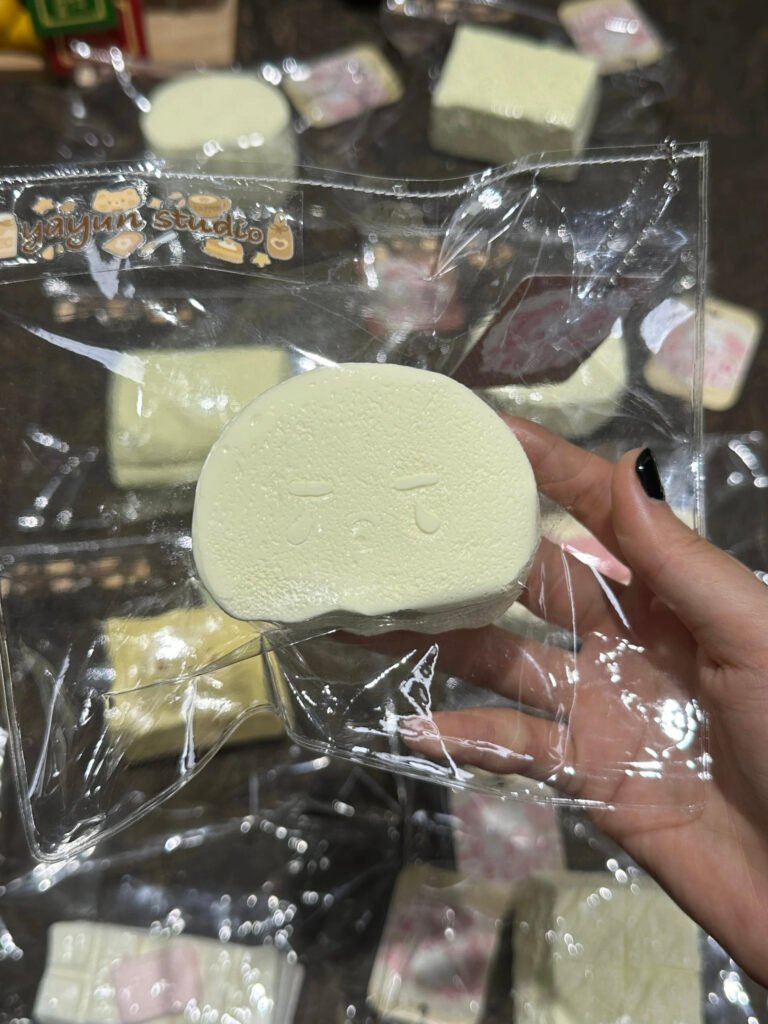346008 Yayun Squishy Island Little Ghost (Dry Clay Texture Series) / 雅云萌捏岛 小幽灵（干噎泥触感系列）