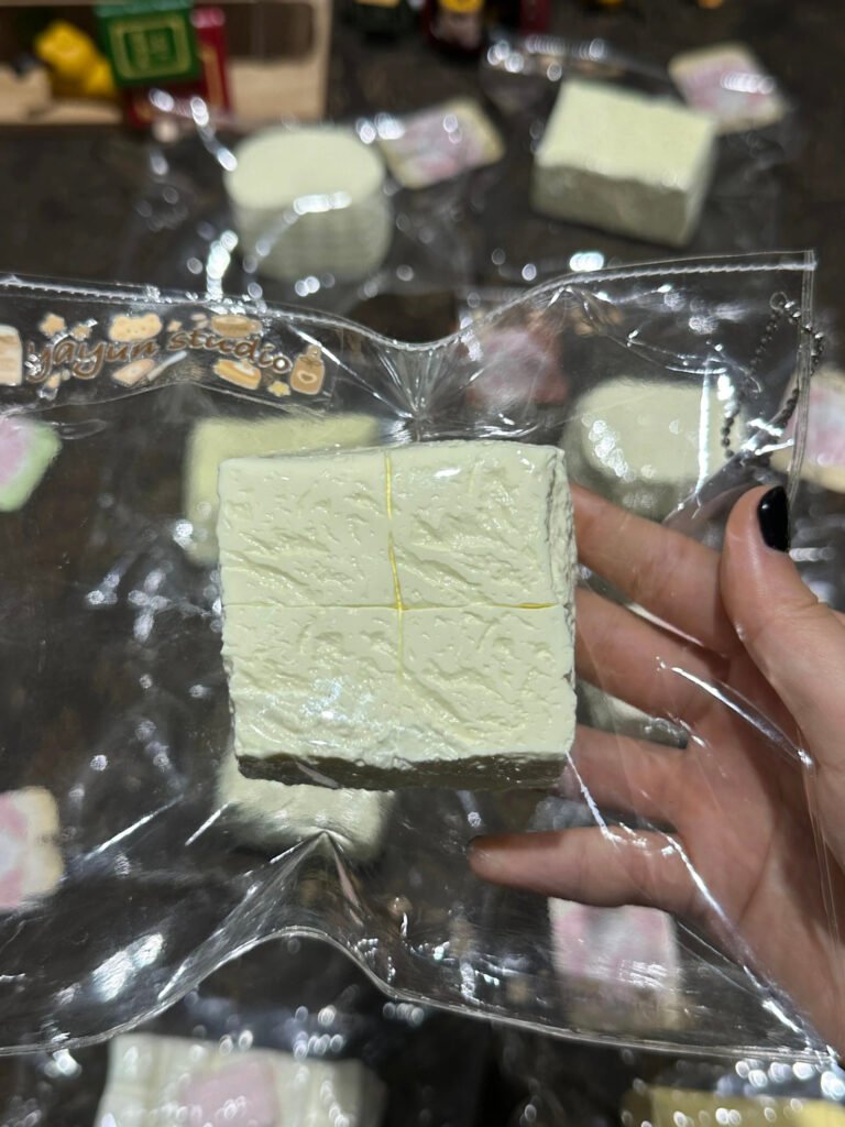 346011 Yayun Squishy Island Thick-Cut Tofu Block (Dry Clay Texture Series) / 雅云萌捏岛 厚切豆腐块（干噎泥触感系列）