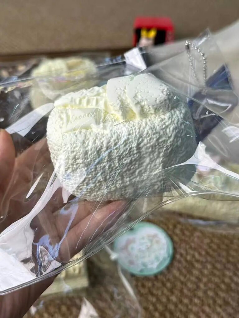 346025 Yayun Squishy Island Ice Cream Giant Senbei (Glutinous Rice Cake Clay Texture Series) / 雅云萌捏岛 冰激凌大仙贝（糍粑泥触感系列）