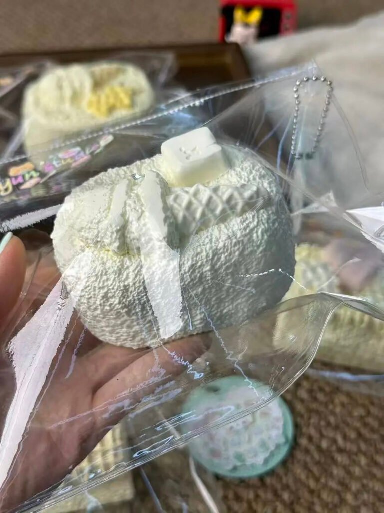 346032 Yayun Squishy Island Ice Cream Mini Senbei (Dry Clay Texture Series) / 雅云萌捏岛 冰激凌小仙贝(干噎泥触感系列)