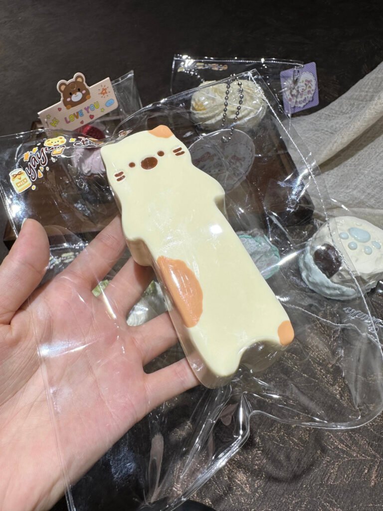 346057 Yayun Squishy Island C4 Kitten Bar (Pure Clay Texture Series) / 雅云萌捏岛 C4 小猫条（纯泥触感系列）