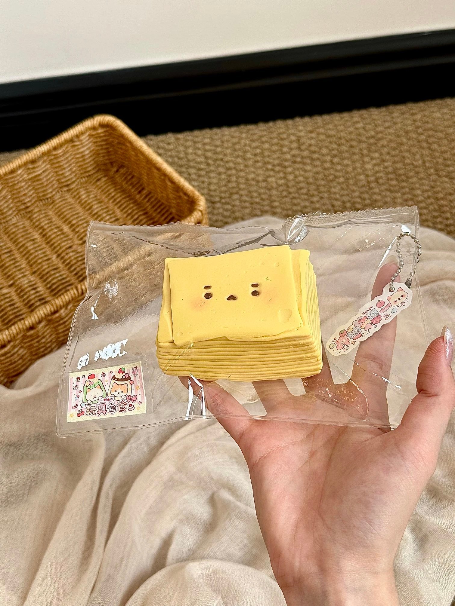 212083 Yike Fishball Squishy Mille-Crepe Cheese Slice (Cream Clay Texture Series) / 一颗鱼丸的捏捏 千层芝士片(奶油泥触感系列)
