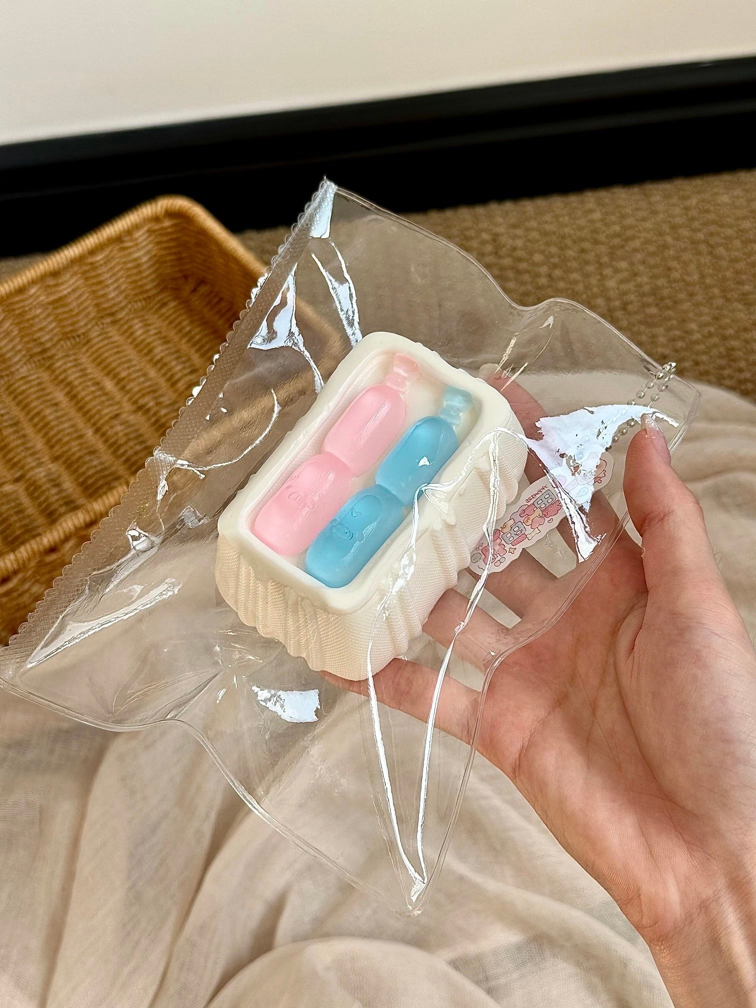 212089 Yike Fishball Squishy Bear Chick Popsicle Box (Cream Clay Texture Series) / 一颗鱼丸的捏捏 熊鸡棒冰盒(奶油泥触感系列)