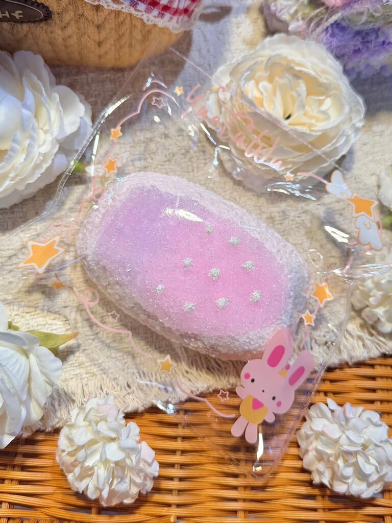 160 YTW Strawberry Crushed Ice (Soft Clay Texture Series) / YTW 草莓碎碎冰（软软泥触感系列）