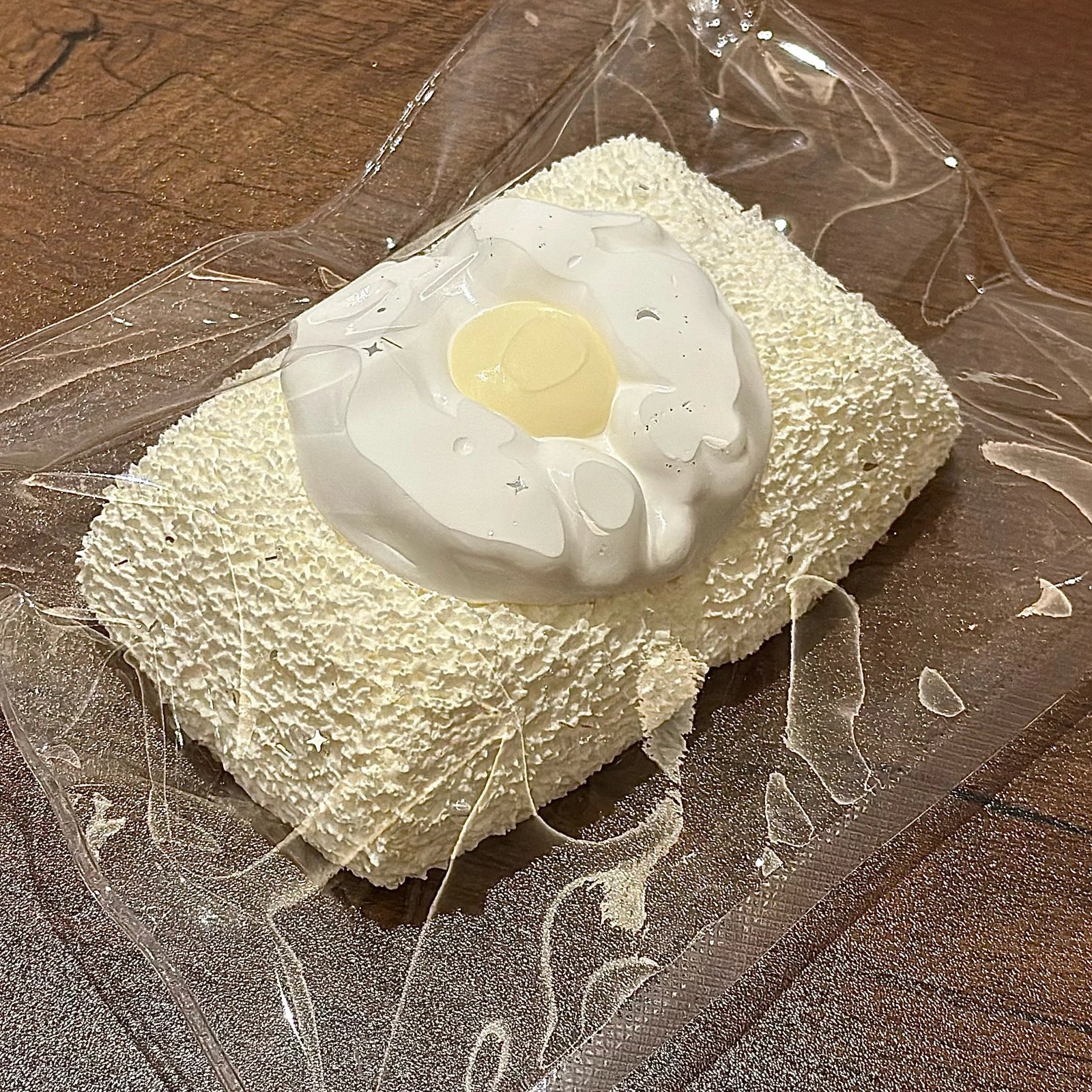 365008 Yuu Convenience Store Hugging Egg Tofu (Wet Soft Cream Clay Texture Series) / Yuu便利店 抱抱蛋豆腐(湿软奶油泥触感系列)