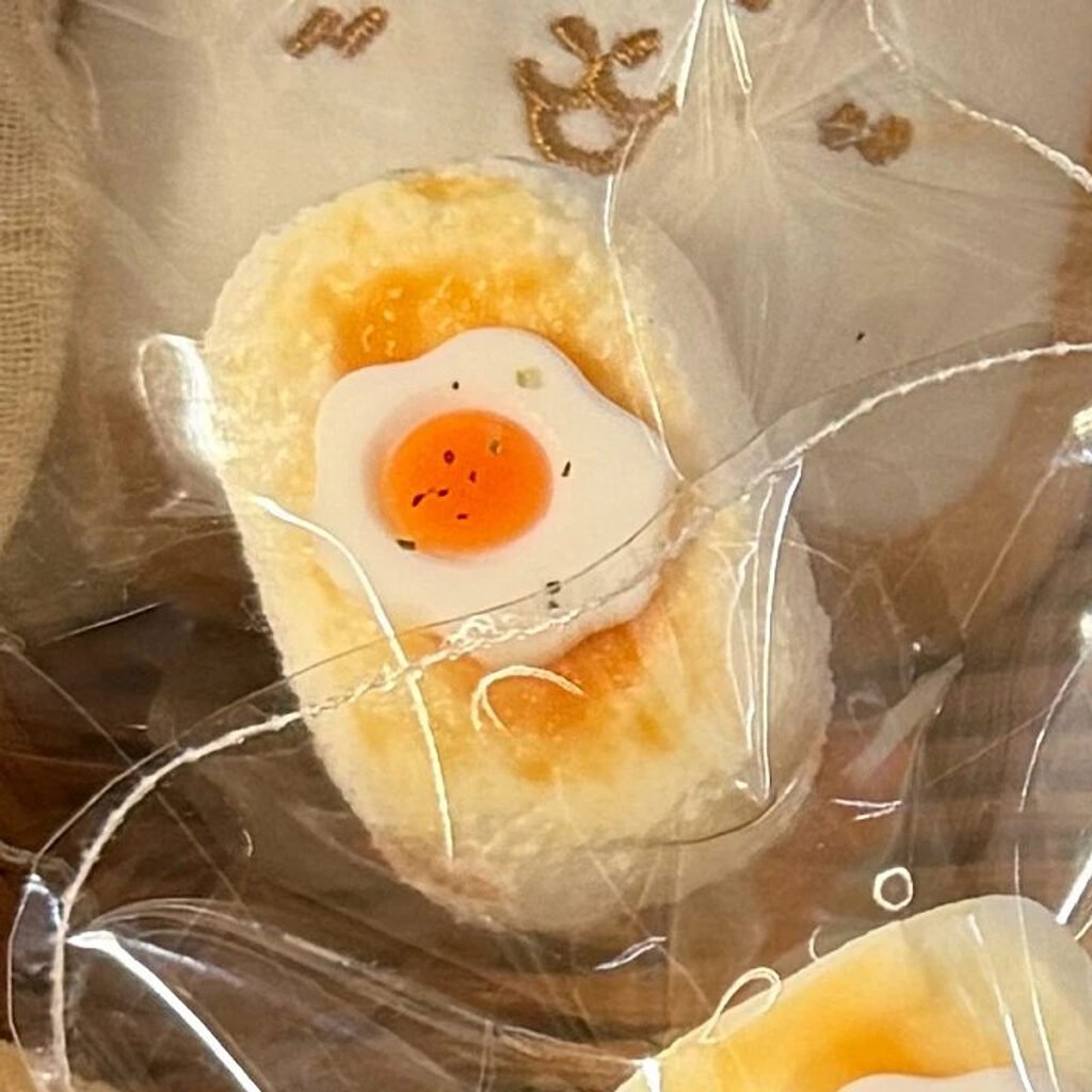 403021 Yuxixi Caramel Mini Rice Cracker (Milk Candy Clay Texture Series) / 鱼嘻嘻xixi 焦糖小仙贝(奶糖泥触感系列)