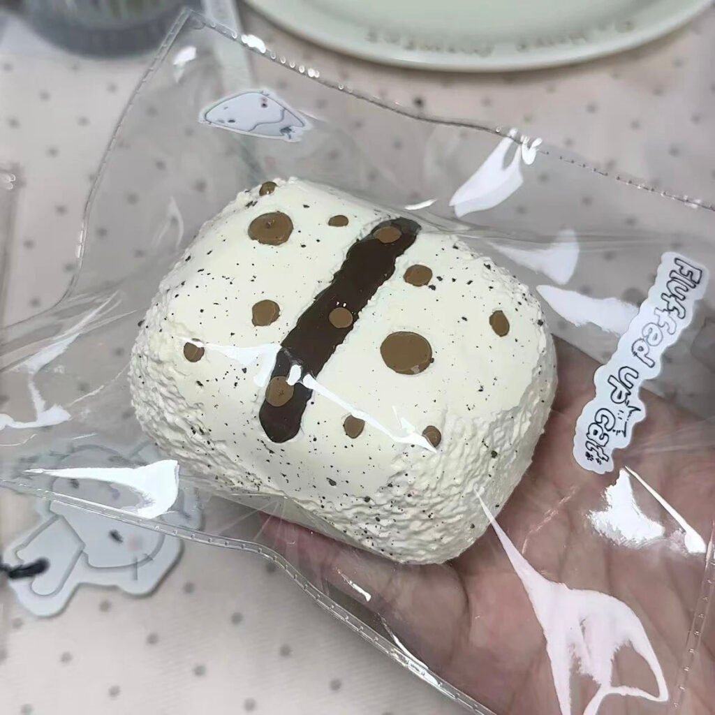 350000 Zhaomao Studio Polka Dot Mini Square Cake (New Texture Series) / 炸毛studio 波点小方糕(新手感系列)