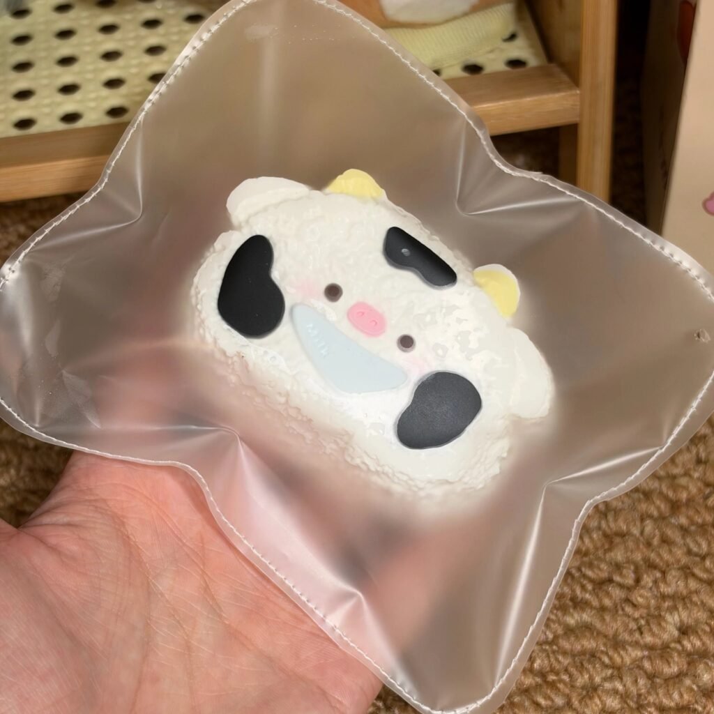 522004 Along Studio Cow (Watery Cream Texture Series) / 阿龙捏捏STUDIO 奶牛（水奶油触感系列）