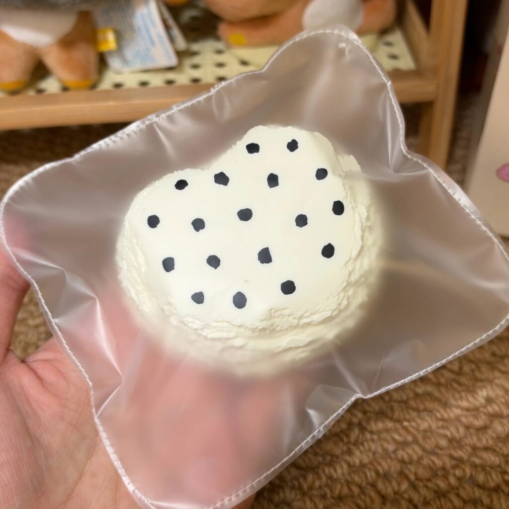 522007 Along Studio Heart Polka Dot Cake (Milk Paste Clay Texture Series) / 阿龙捏捏STUDIO 爱心波点蛋糕（奶膏泥触感系列）