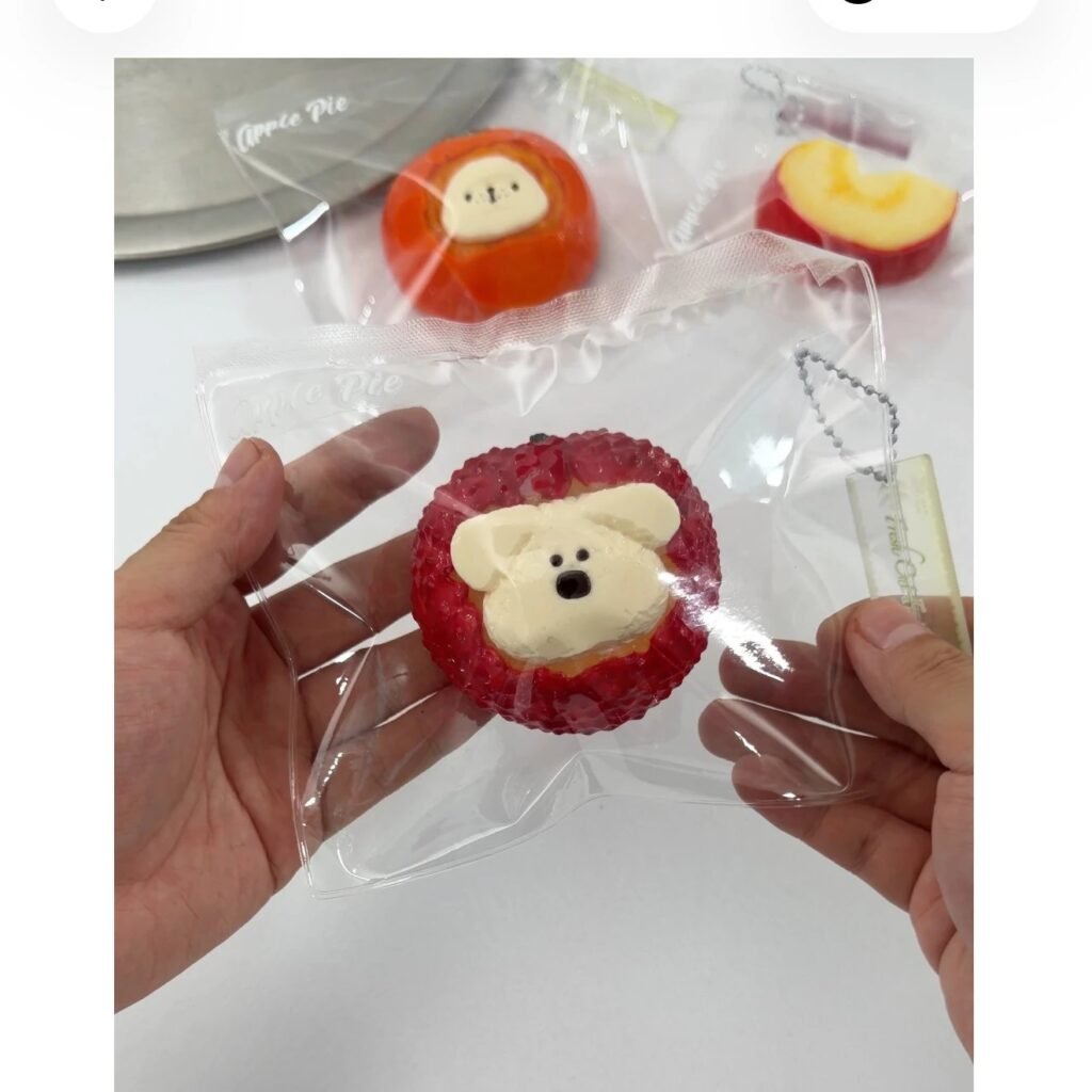 479022 Apple Pie Squishy Lychee Cream Puppy / 苹果派捏捏 荔枝奶油汪