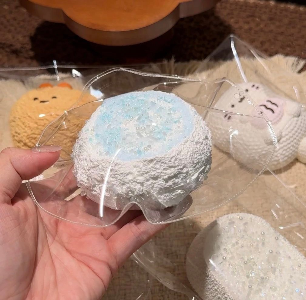 454013 August Squishy Round Toast (Thick Cream Clay Texture Series) / 八月的捏 圆吐司（厚奶油泥触感系列）
