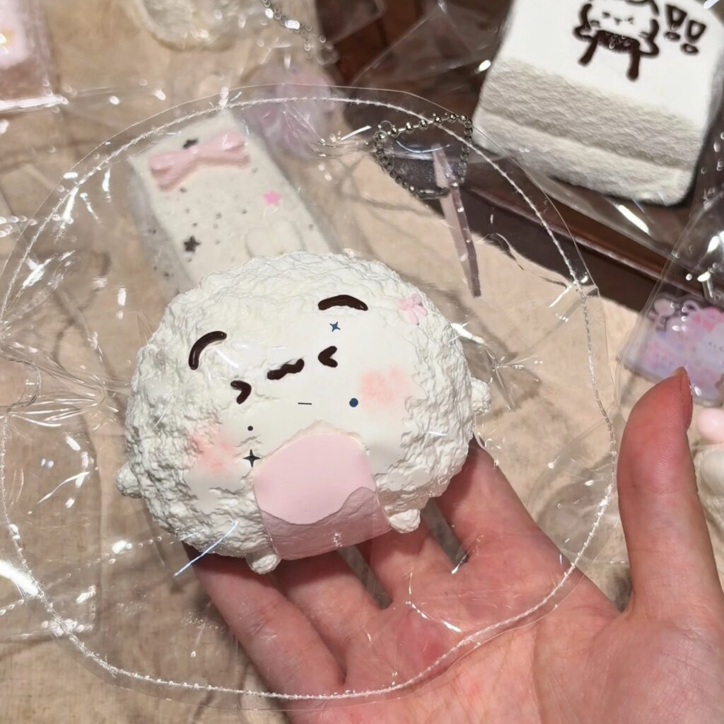 402003 Berry Berry Kitten Rice Ball / 莓了个莓 小咪饭团