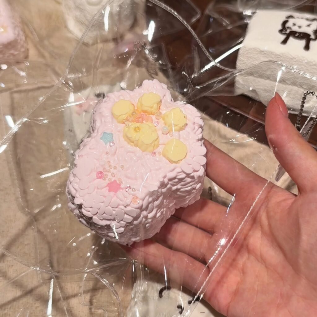 402016 Berry Berry Long Cat Paw Rice Ball / 莓了个莓 长猫爪饭团
