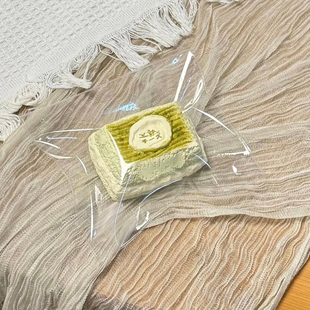 270015 Burning Ice Cream Half-Baked Matcha Cake (Cream Clay Texture Series) / 着火的冰淇淋 半熟抹茶(面霜泥触感系列)