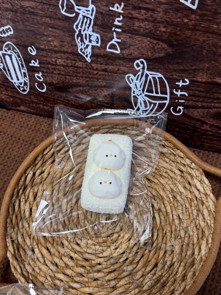 371023 Big Yundan Chick Pecking Rice (Milk Paste Clay Texture Series) / big晕蛋 小鸡啄米（乳膏触感系列）