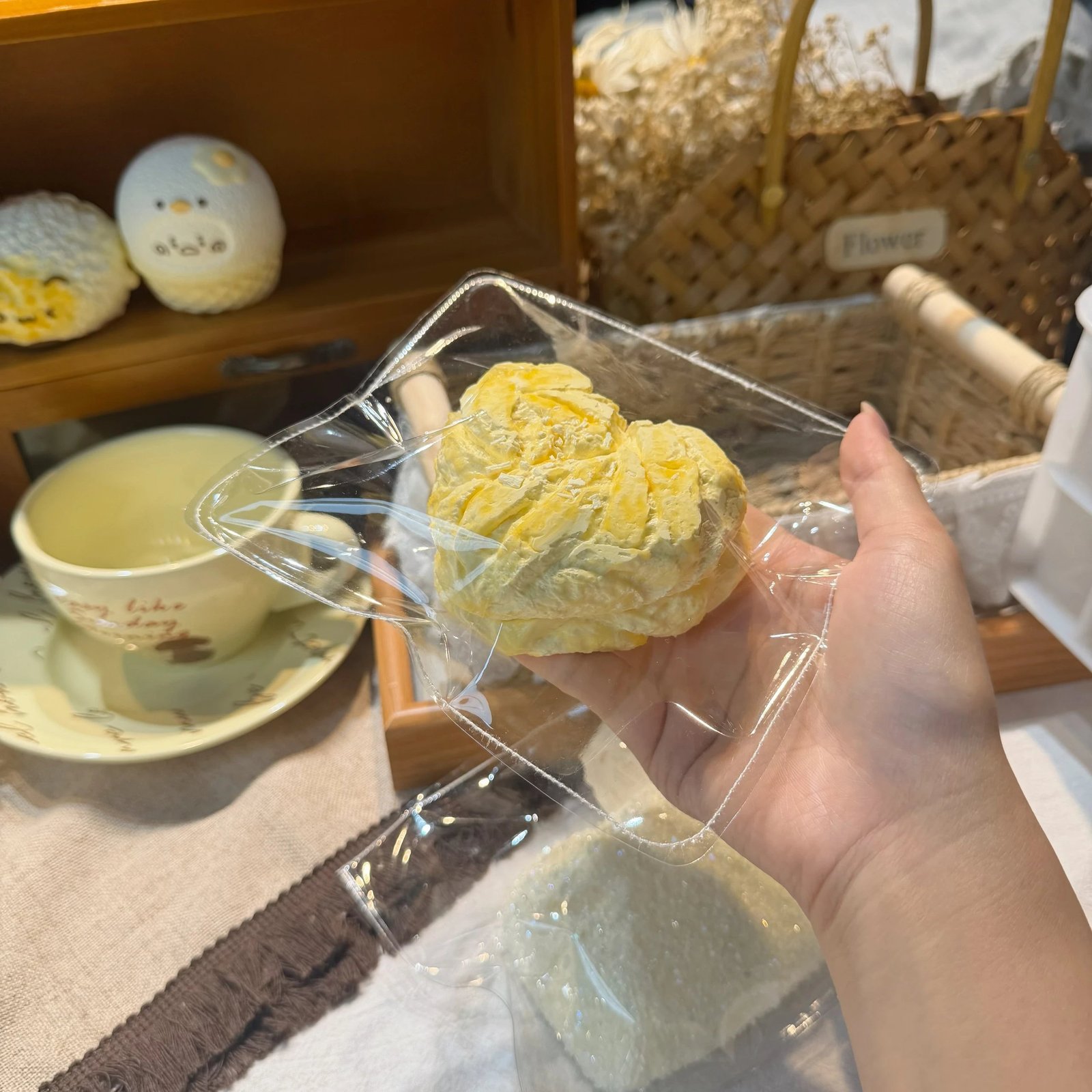 152036 Chen Kevin Heart Pastry Bun (Frozen Milk Cake Texture Series) / Chen凯文 爱心酥包(冻奶糕触感系列)