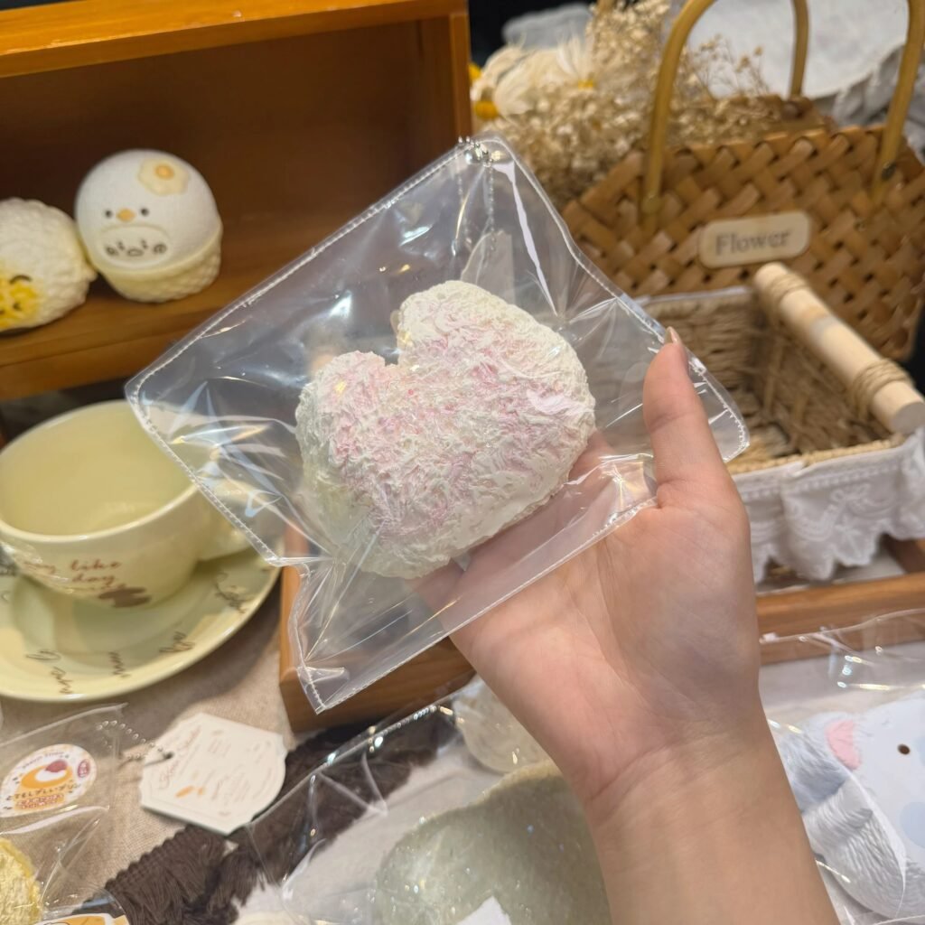 152049 Chen Kevin Icy Berry Bunny Head (Cream Frosting Clay Texture Series) / Chen凯文 冰莓兔头（奶霜泥触感系列）