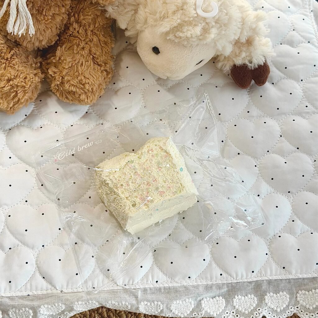 307005 Cold Brew Lover Sugar QQ Toast (Soft Cheese Clay Texture Series) / 爱喝冷萃 砂糖qq吐司（软干酪触感系列）