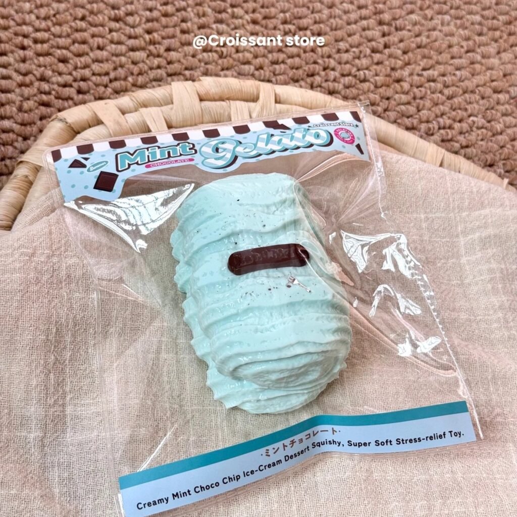 458003 Croissant Squishy Mint Gelato (Milk Sauce Clay Texture Series) / 牛角包捏捏 薄荷gelato（奶酱泥触感系列）