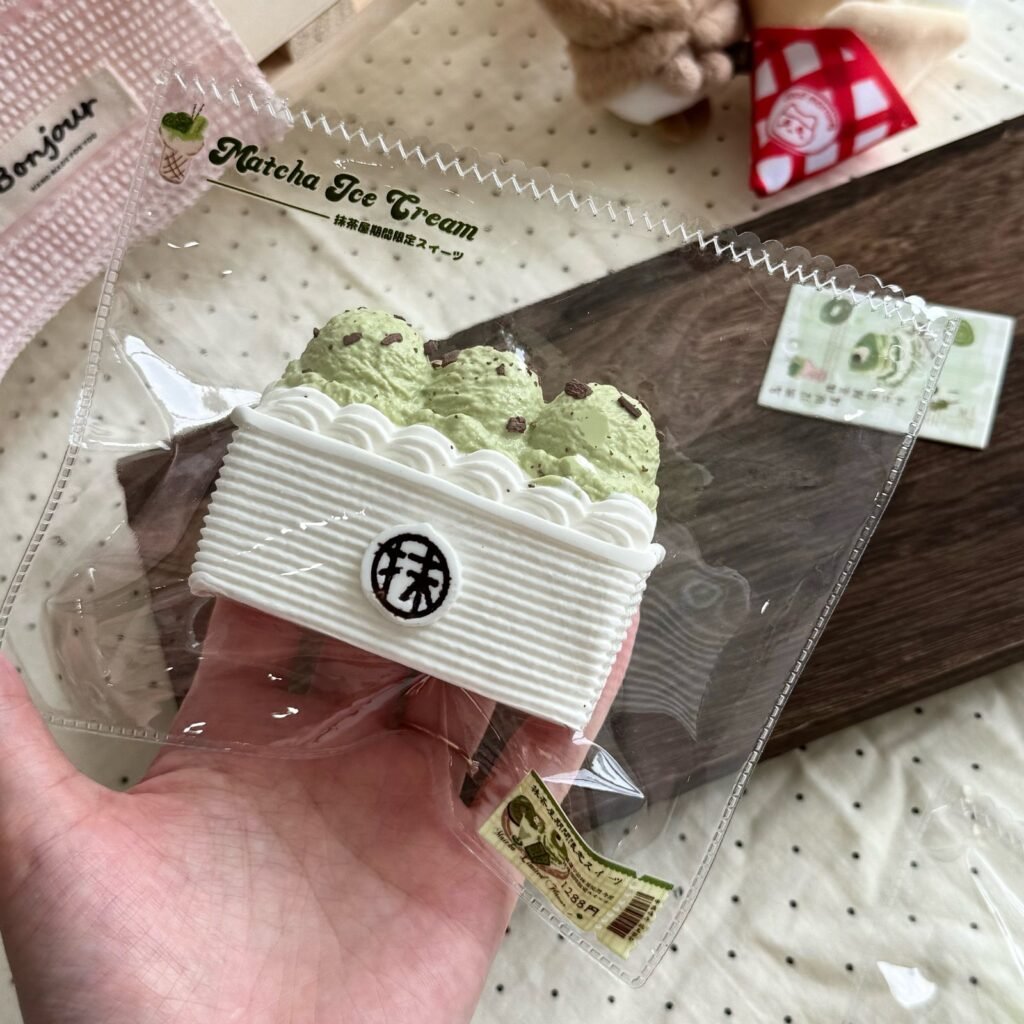 70033 Silent Crow Matcha Ice Cream (Dry Glutinous Rice Clay Texture Series) / 乌鸦没说话 抹茶冰淇淋（干糯米触感系列）