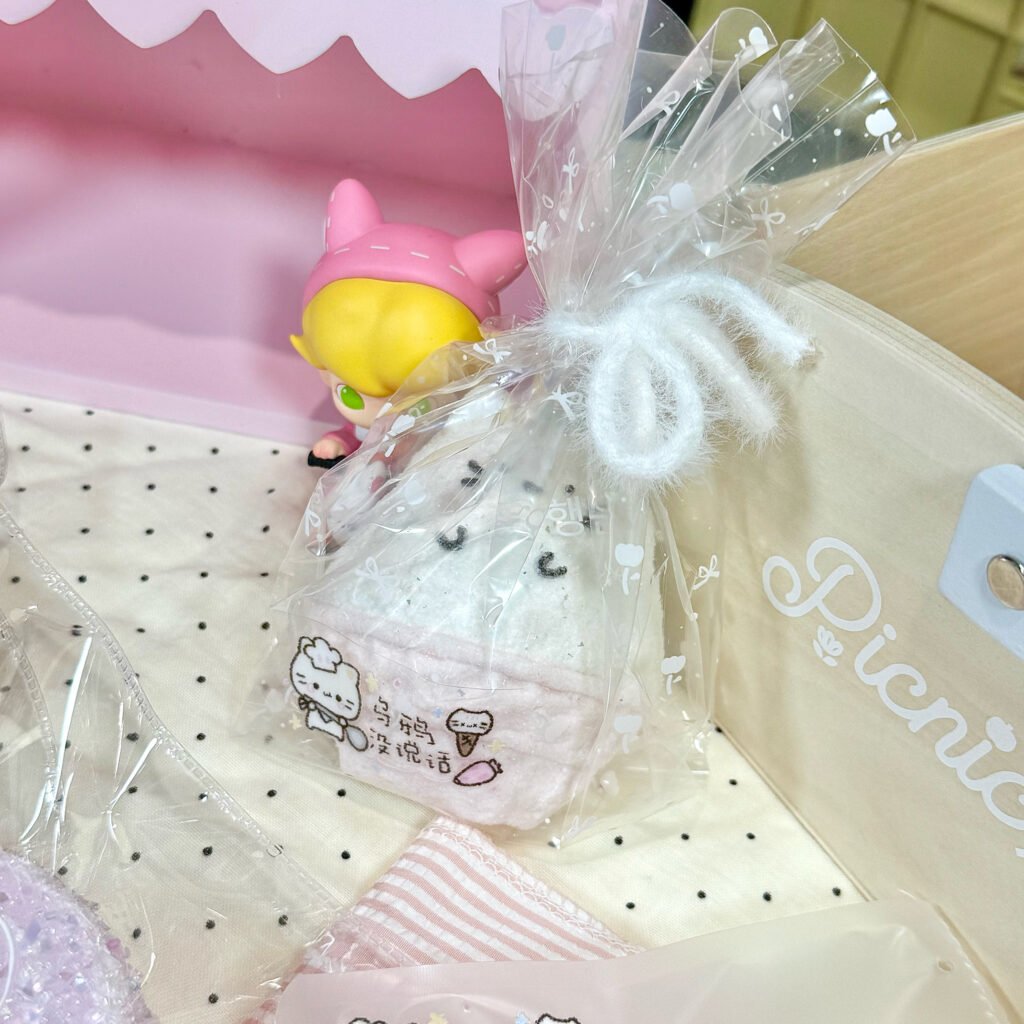 70042 Silent Crow Kitten Ice Cream (Oven-Baked Thick Cream Clay Texture Series) / 乌鸦没说话 小咪冰淇淋（烤箱版厚奶油泥触感系列）
