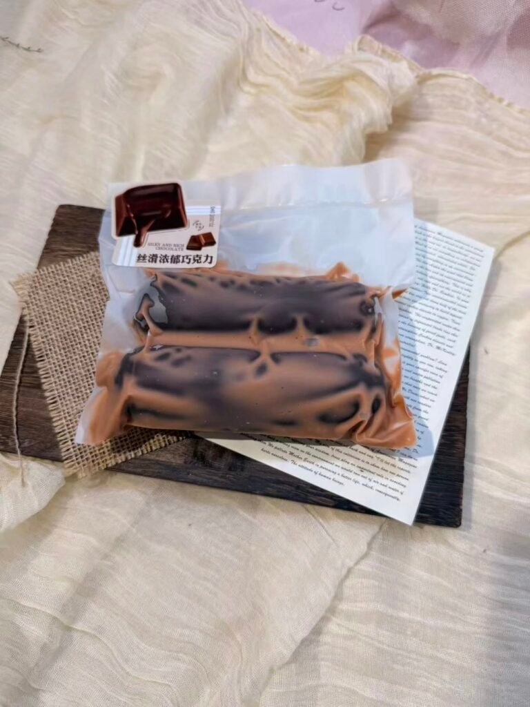 521000 Cuishubing Squishy Dark Chocolate Milk Bar / 脆薯饼的捏捏 黑巧牛乳棒