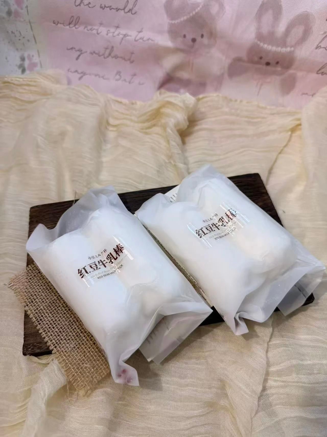 521003 Cuishubing Squishy Red Bean Milk Bar (Thin Cream Texture Series) / 脆薯饼的捏捏 红豆牛乳棒(稀奶油触感系列)