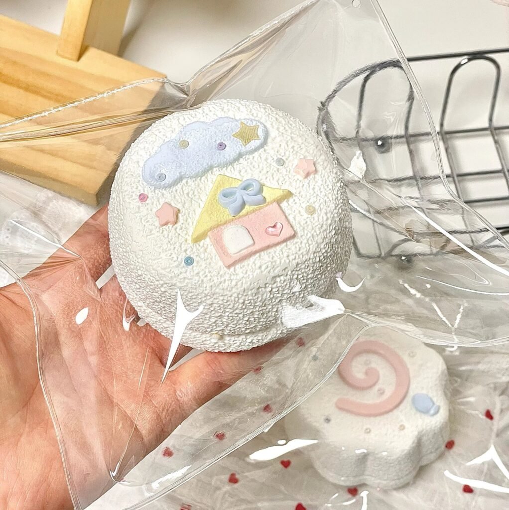 511006 Chun Zhai Xiao Pa Childhood Round Toast (Light Cream Texture Series) / 椿宅小帕捏 童趣圆吐司（轻奶油触感系列）