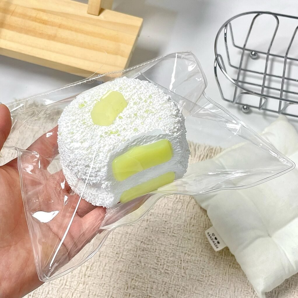 511013 Chun Zhai Xiao Pa Green Grape Mochi (Light Cream Texture Series) / 椿宅小帕捏 青提糯米糍（轻奶油触感系列）